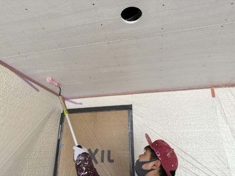 茨城県鉾田市　新築車庫の天井塗装工事